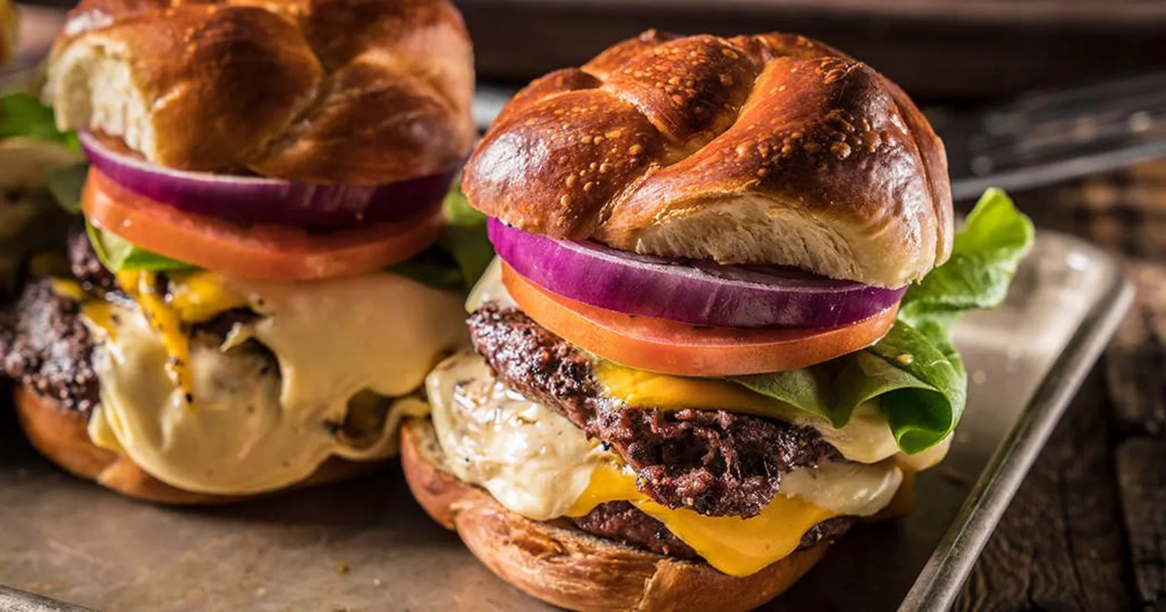 Kan man grille steak og burger på en pelletsgrill?