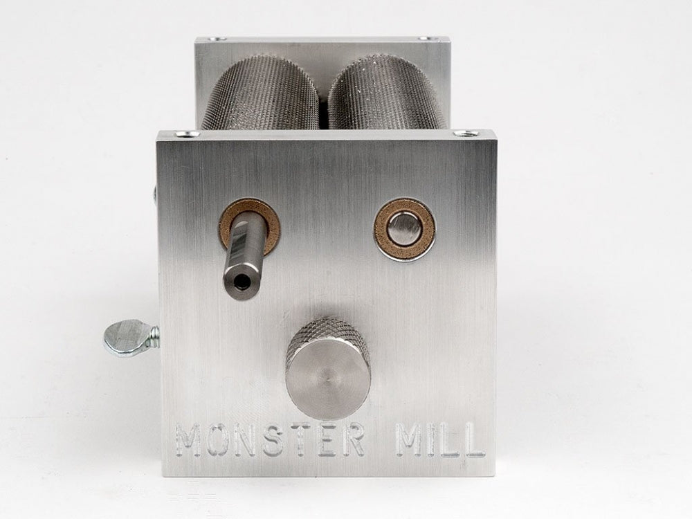 Monster Mill MM-3 - med base og trakt