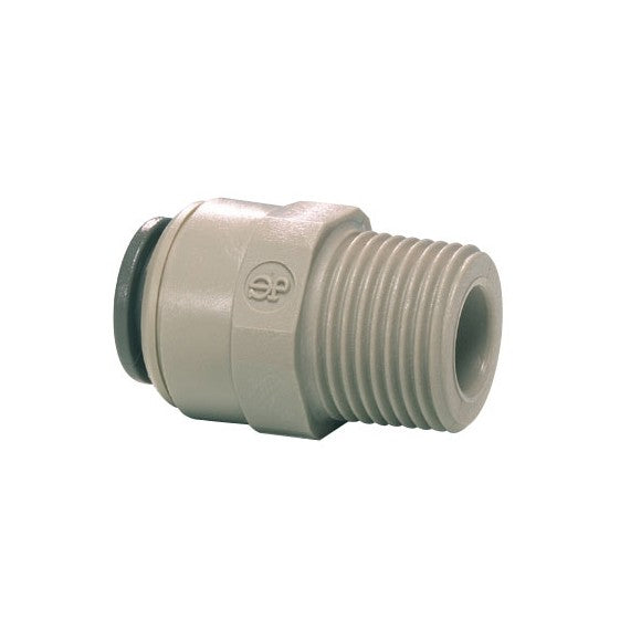 John Guest Straight Adaptor 3/8" x 3/8" NPTF er en trykk-til-kobling-kobling i plast med en gjenget hannende og O-ring, vist mot en hvit bakgrunn. Ideell for bruk med næringsmiddelgodkjente hurtigkoblinger.