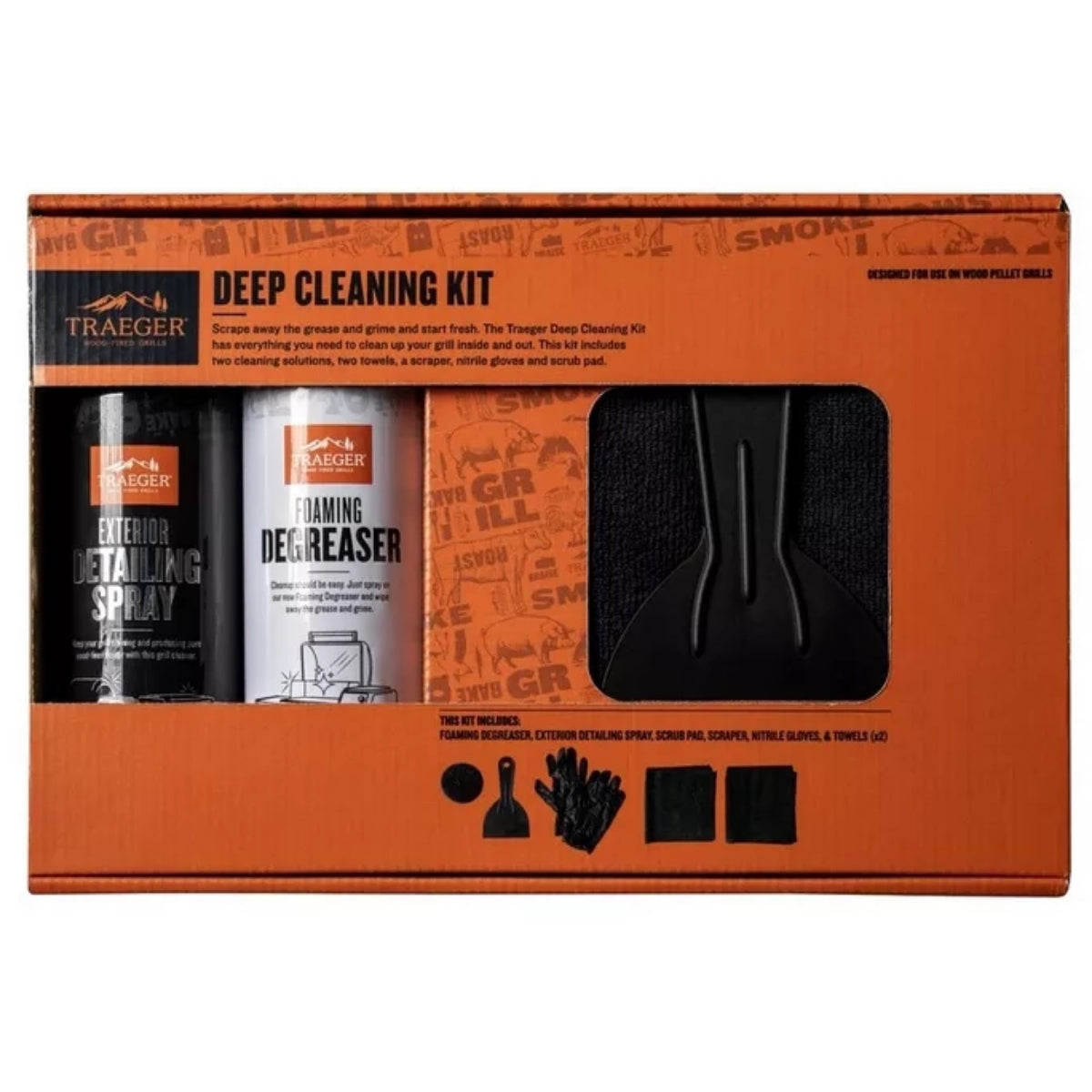 Traeger Grill Deep Cleaning Kit inneholder utvendig rengjøringsspray, skummende avfettingsmiddel, rengjøringsverktøy, skrubbeklosser, hansker og håndklær - alt som trengs for grundig grillpleie og en plettfri grillopplevelse.