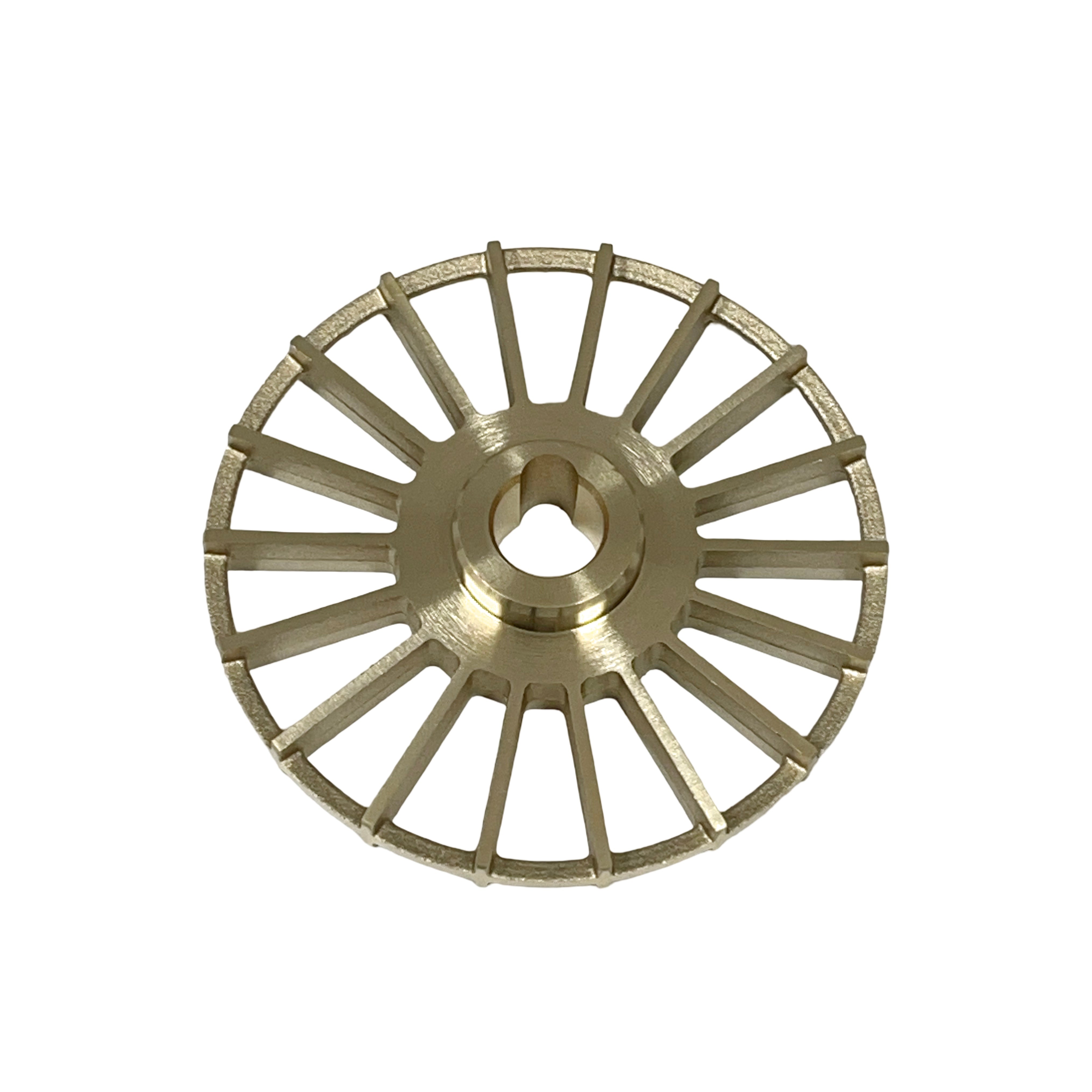 Denne metalliske, sirkulære komponenten med eiker som stråler ut fra et sentralt nav, er et reservehjul til FCH10 Hobby Platefilter fra Grifo.