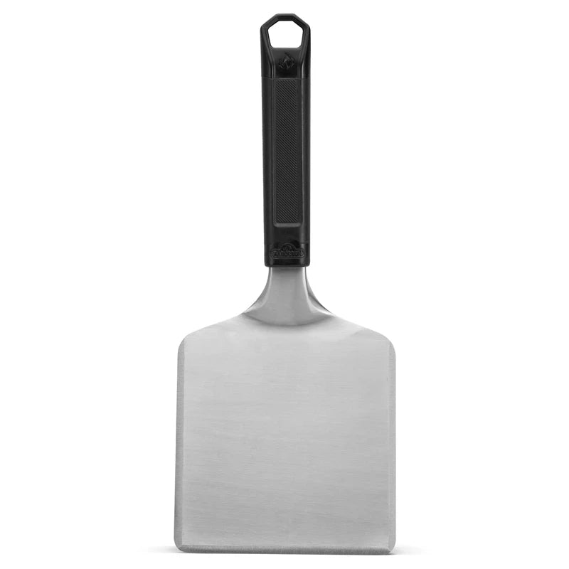 Napoleon Plancha-burgerstekspade med bredt, rektangulært blad i rustfritt stål og svart håndtak vises mot hvit bakgrunn – et perfekt burgerredskap til kjøkkenet.